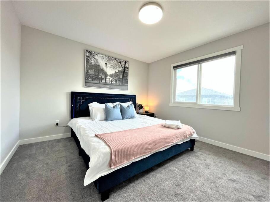 Luxury Retreat For Large Groups Villa Calgary Luaran gambar